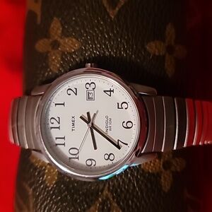 Vintage Timex Indiglo White Silver Band Stainless Steel Easy‎ Reader Date